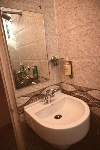 Bathroom 3, Hotel comfort & Terrace Lounge Deoghar, Deoghar