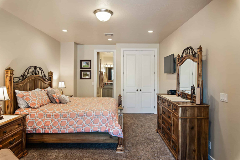 Bedroom 5, Good Day Sunshine by RedAwning, Washington