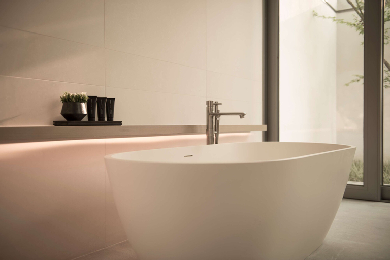 Bathroom 10