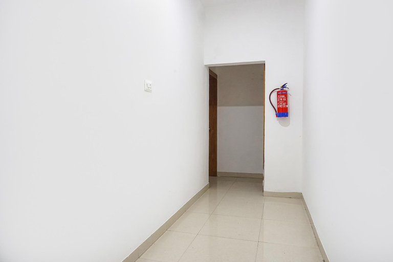 Public Area 2, FabHotel White House Inn - EON IT Park, Pune