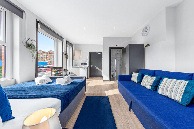 Bedroom 2, Sleep 4 Serviced Ensuite Room Sydenham London Se26, London