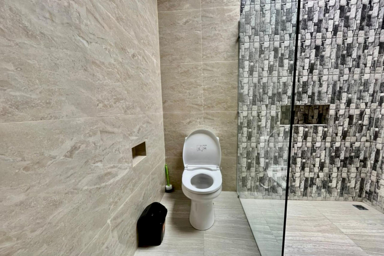 Bathroom 3, Belvilla Pantai Senja Resort Central Ubud, Badung