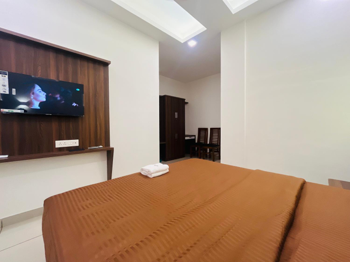Others 1, Royal Mansion, Ernakulam