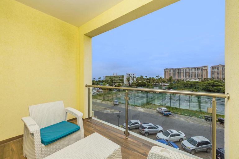 Exterior & Views 3, Palm Beach Aruba 3BR 2BA Close to Beach