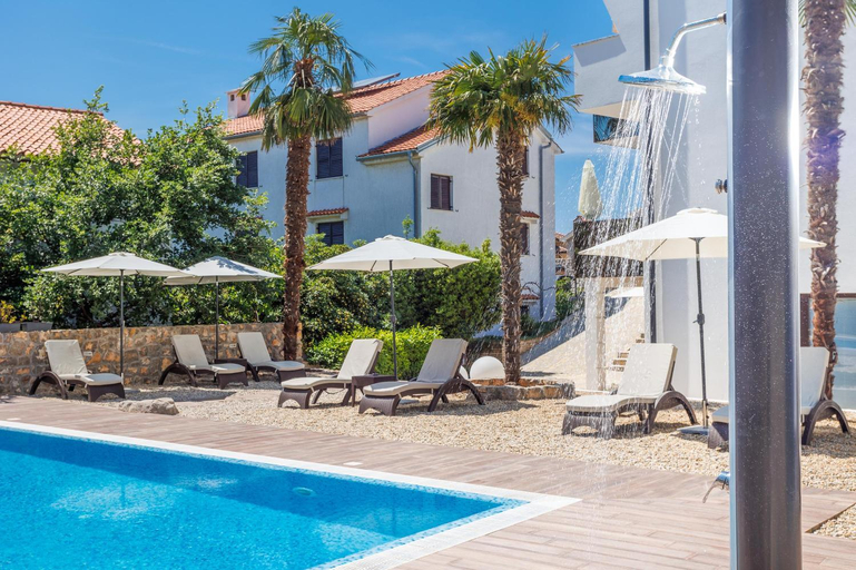 Others 4, Apartments Petra Krk, Krk
