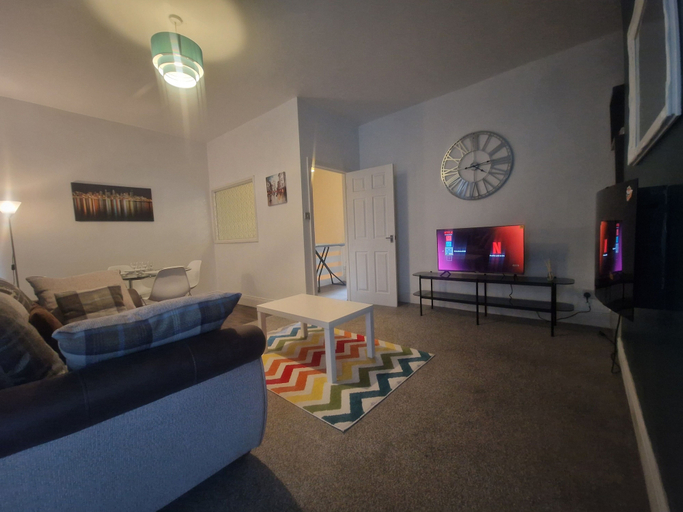Others 3, Apartment - Sleeps 4 - Parking - Wifi, Northumberland