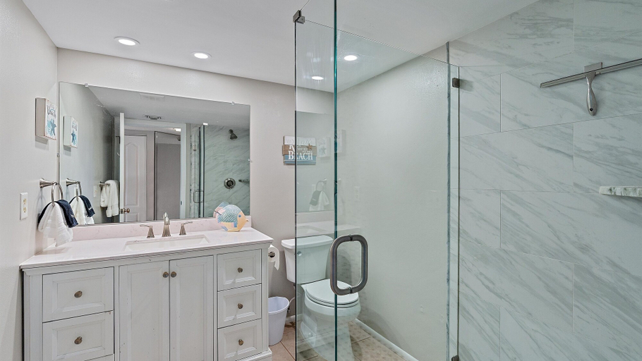 Bathroom 4, Hawk's Sea Nest 2 Bedroom Condo by RedAwning, Sarasota
