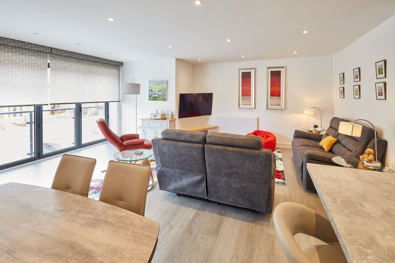 Others 4, Host Stay Even Keel, North Yorkshire