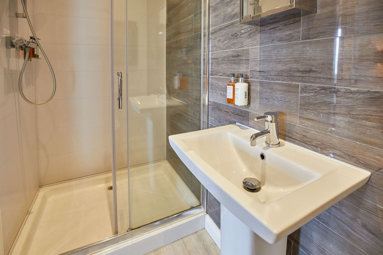 Bathroom 4, Host Stay Boutique Balcony, North Yorkshire