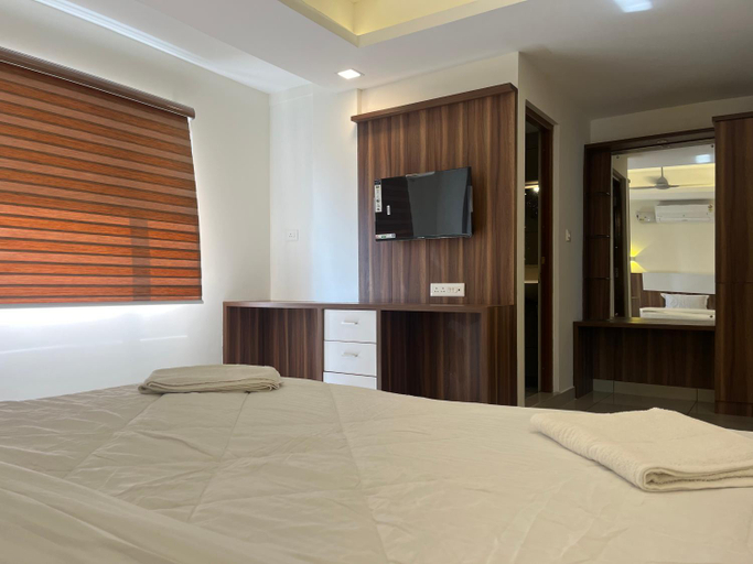 Others 5, Royal Mansion, Ernakulam
