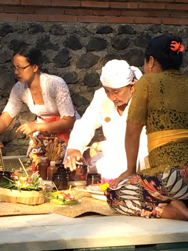 Rumah Kelapa Senang, Karangasem