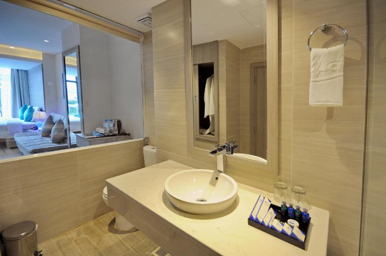 Bathroom 4, The MCR Luxury Nha Trang, Nha Trang