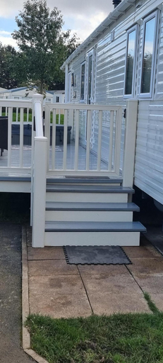 Exterior & Views, Immaculate 8-bed Cabin in Tattershall Lake, Lincolnshire