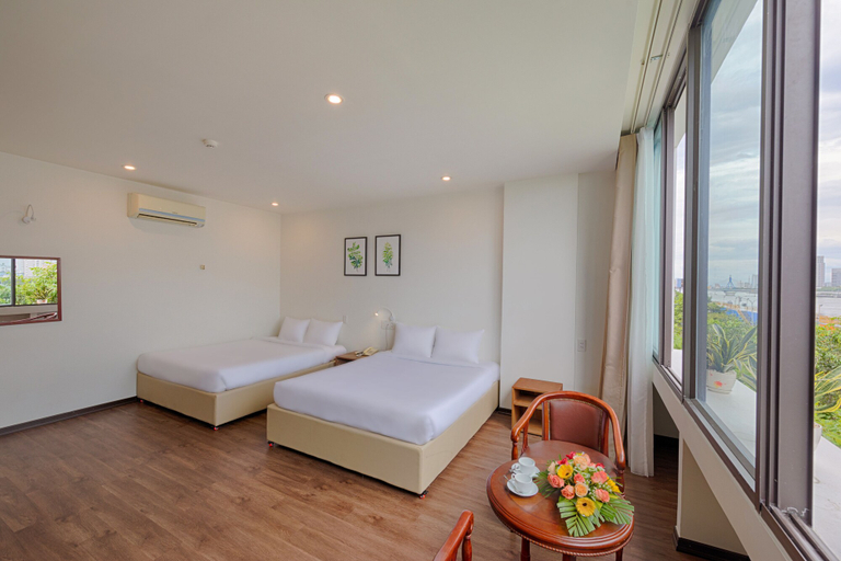 Bedroom 3, Vitalis Riverside Hotel, Da Nang