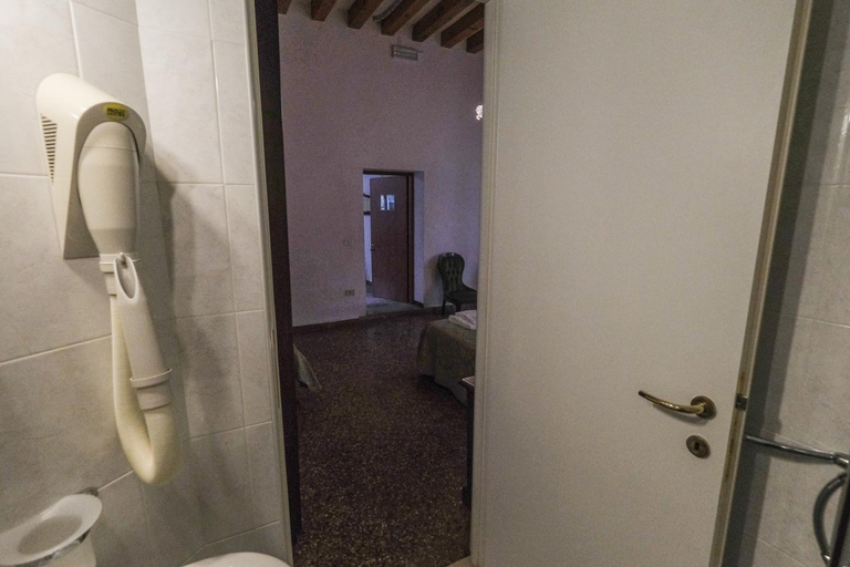 Others 2, CA'SALVADOR, Venezia