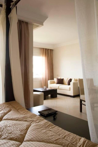 Bedroom 2, Designer Studio With Amazing Views of the Red Sea!, Safaja