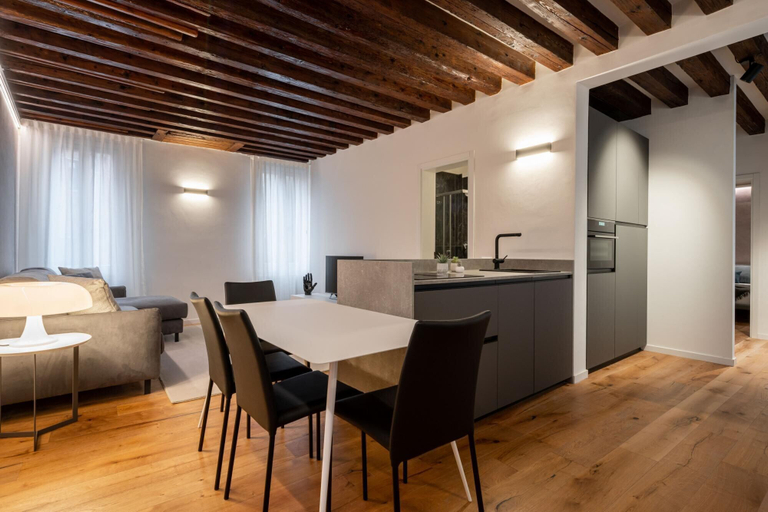 Room 3, Sant'Angelo Apartment by Wonderful Italy, Venezia