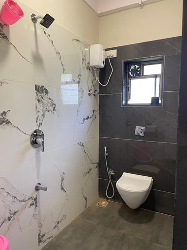 Bathroom 3, Kadam Villa, Raigarh