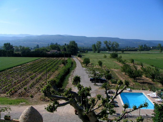 Others 5, Chambres & Tables d'hotes Moulin de Lavon, Vaucluse