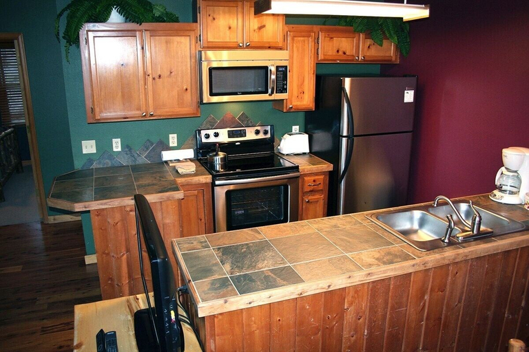 Others 5, Lazy R Cottages: 17 2 Bedroom Cabin, Larimer