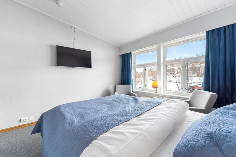 Bedroom 3, Lyngseidet Gjestegård, Lyngen