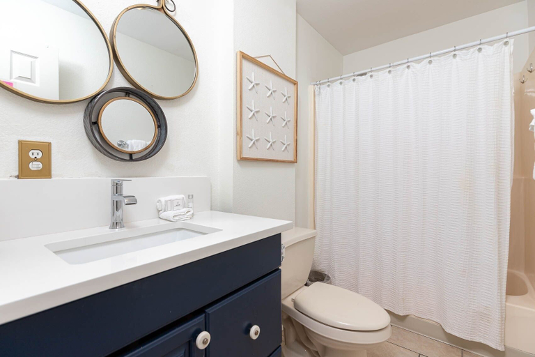 Bathroom, Moonraker 20 1 Bedroom Condo, Baldwin
