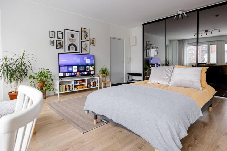 Bedroom 2, Design Apartment in the City Center and Garage, Tavastia Proper