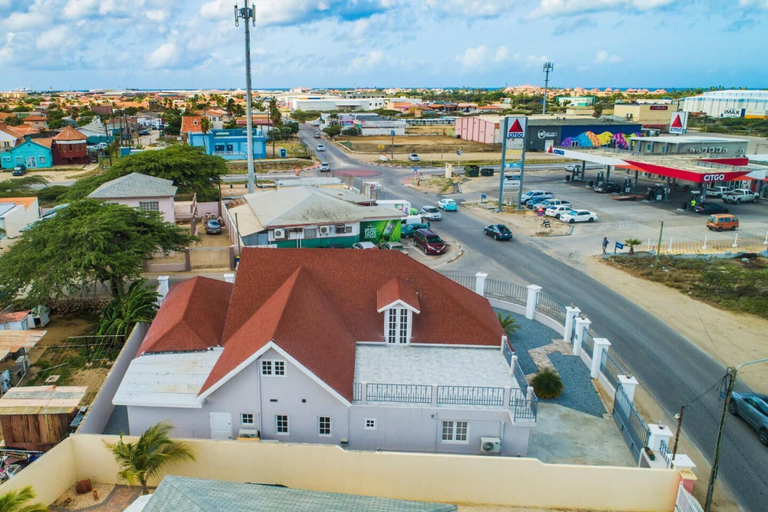 Exterior & Views 2, Remodeled 6BR - Privatepool Gameroom Close2beach