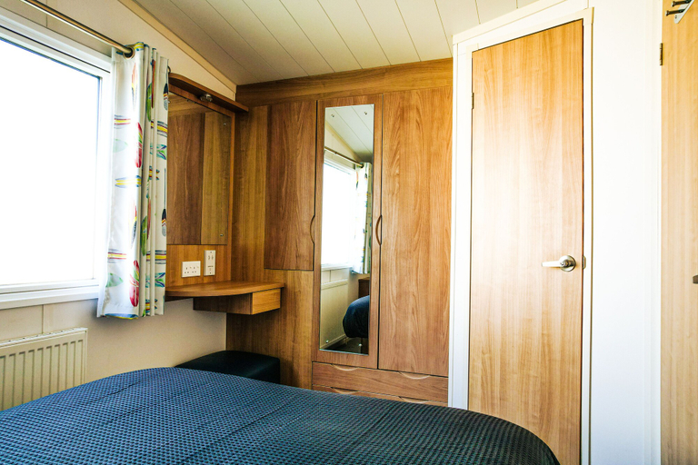 Room 5, Captivating 6-person Caravan in Rhyl, Denbighshire