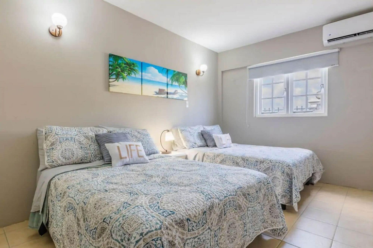Bedroom 3, Remodeled 6BR - Privatepool Gameroom Close2beach