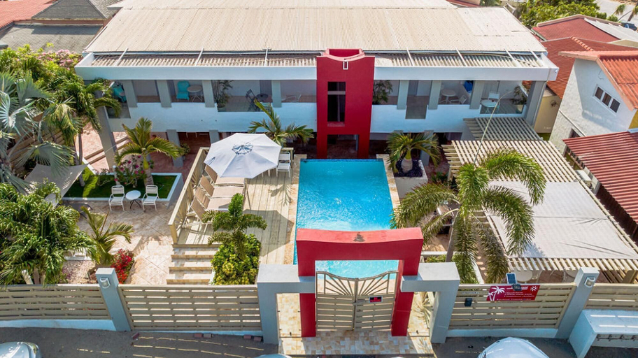 Exterior & Views 2, 2BR 1BA Ground Level in the Heart of Aruba Pool