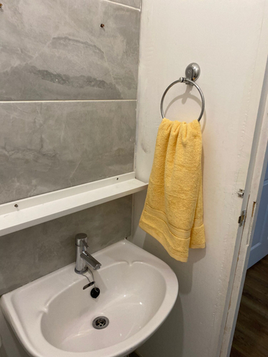 Bathroom 2, 1 Bed Flat - Sleeps 2 - Pets - Parking - Wifi, London