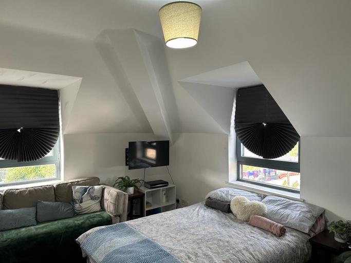 Others 4, Charming 6-bed Apartment in Wembley Area, London