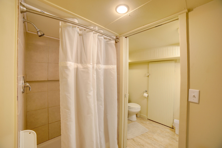 Bathroom 4, Historic Hardware Loft | 2 Blocks to Downtown, Allegan