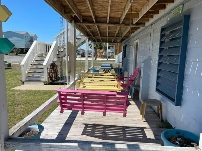 Property grounds 5, Sandy Bottoms 4 Bedroom Home by RedAwning, Brunswick