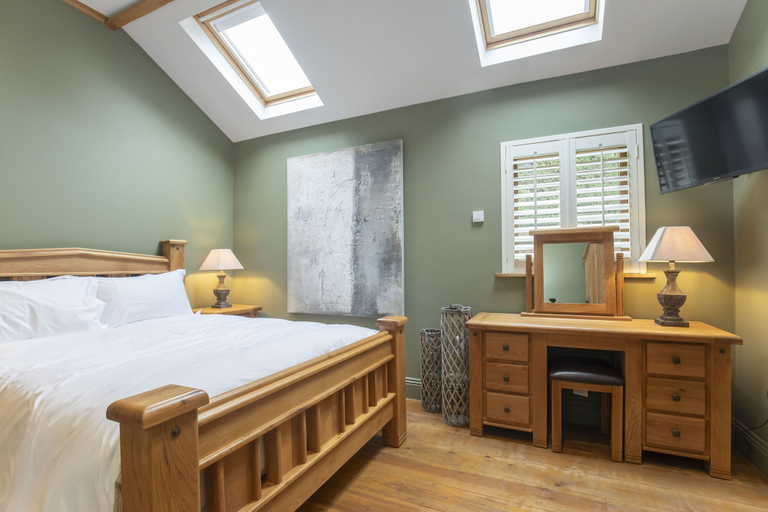 Bedroom 2, Stable Lodge Boutique B&B, Gloucestershire