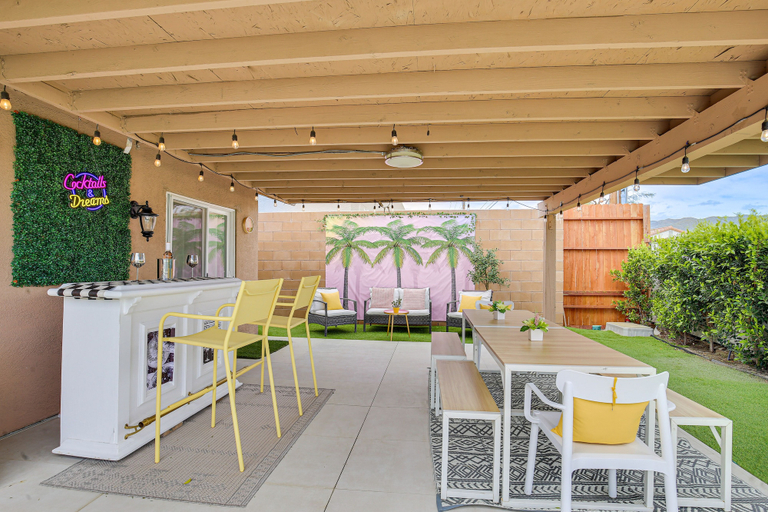 Food & Drinks, Desert Hot Springs Home w/ Pool & Gas Grill!, Riverside