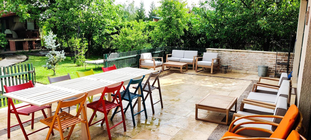 Facilities 2, Ravi Residence, Dascalu