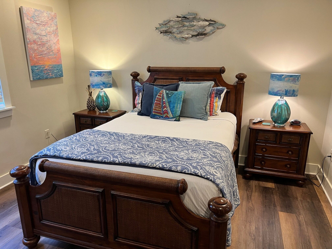 Bedroom 2, 2497 Bungalo 3 Bedroom Home by RedAwning, Walton