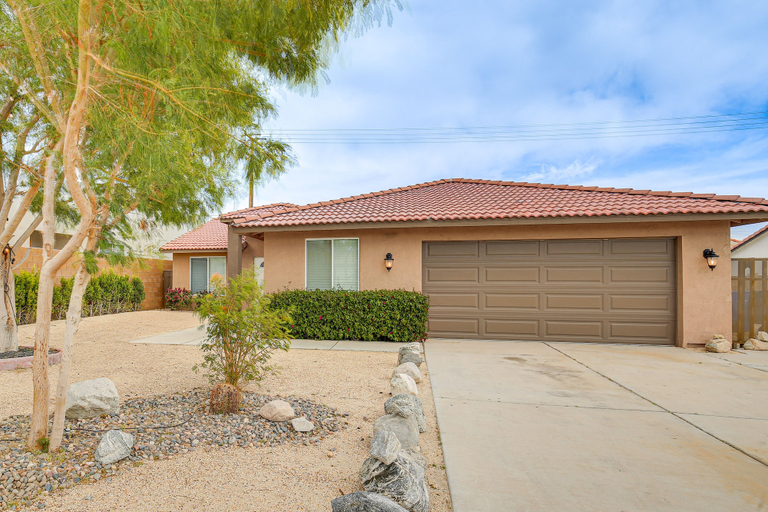 Exterior & Views 2, Desert Hot Springs Home w/ Pool & Gas Grill!, Riverside