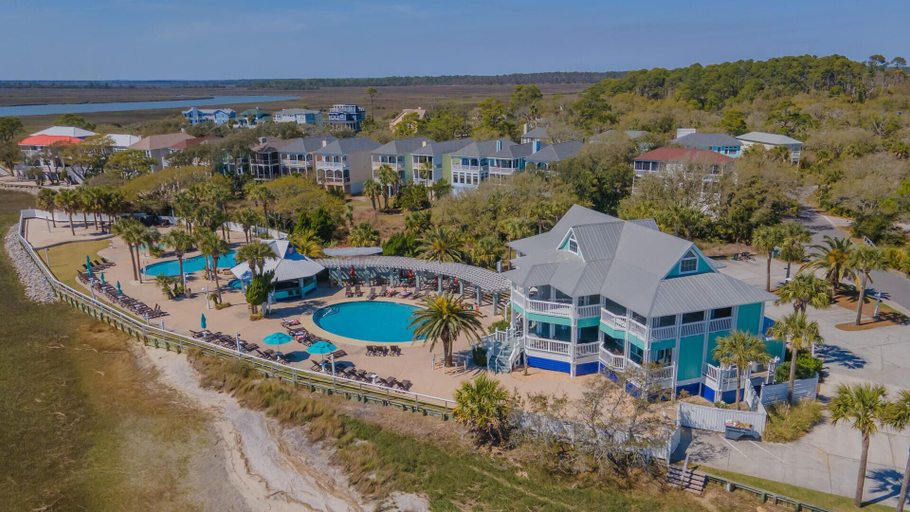 Exterior & Views 2, 511 Sunsuite, Beaufort