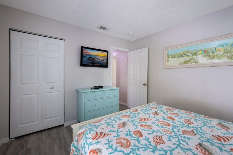 Bedroom 2, Canario  3 Bedroom Home by RedAwning, Manatee