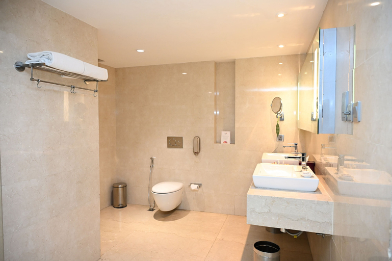 Bathroom 4
