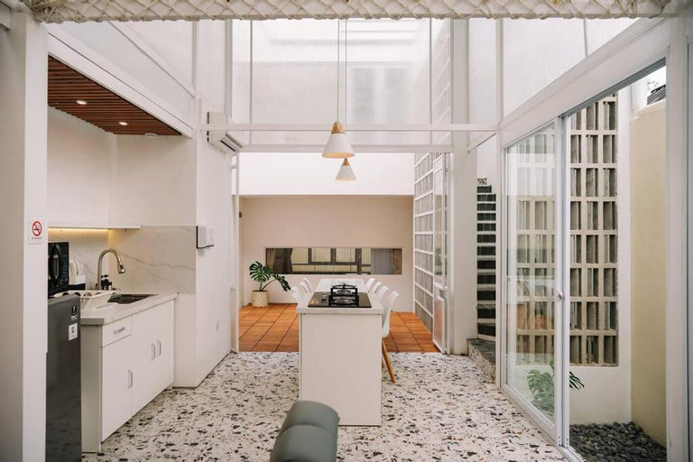 Dining Room 1