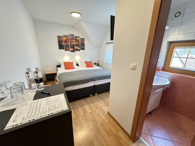 Bedroom 3, Hotel Loka, Škofja Loka