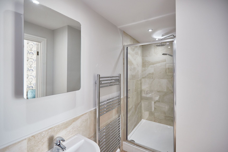 Bathroom 2, Host Stay The Zetland Apartment, Redcar and Cleveland