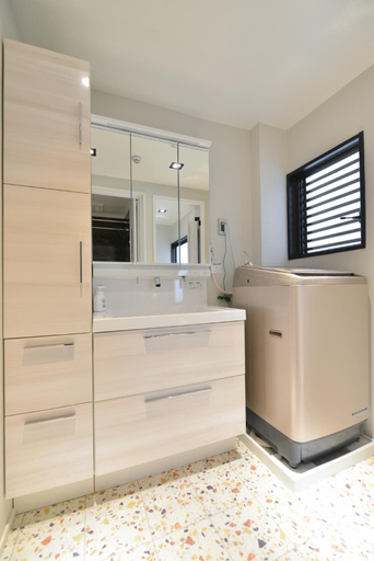 Bathroom 2, Real Life Meguro River Superb 2BR 6pax Shibuya, Setagaya