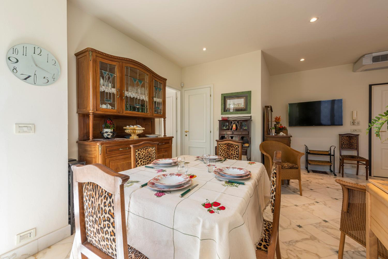 Others 4, Piave Suites by Mmega, Lucca