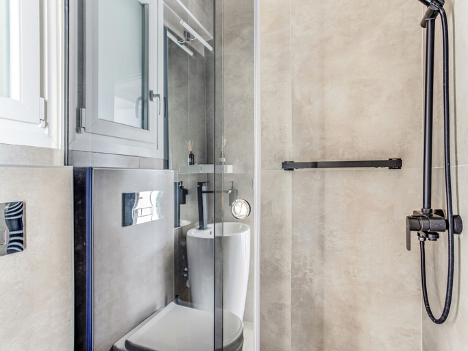 Bathroom 5, Sanders Old Port - Pleasant 1-bdr. Apt. w/ Balcony, Central Macedonia