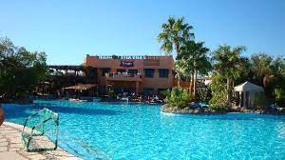 Pool 3, Stunning Spacious One Bed in Delta Sharm, Sharm el-Sheikh
